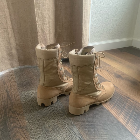 Military hot weather boots size 5.5 x-narrow desert boots - Picture 2 of 8